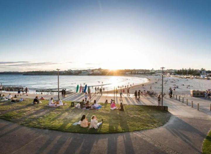 דירות סידני Best Location At Bondi Beach, On The Beach! מראה חיצוני תמונה